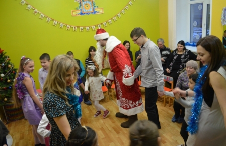Новогодний утренник в Центре 
