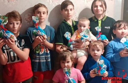 Новогодние чудеса случаются благодаря Вам!